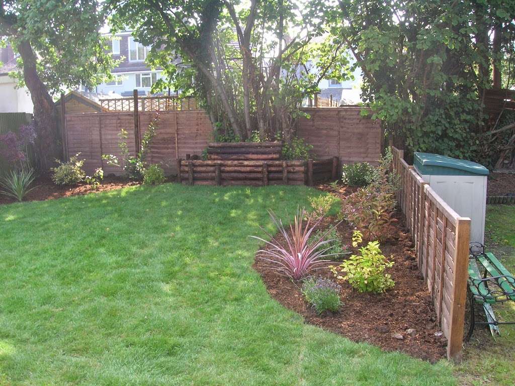 Garden Pride Services | Newdigate Road, Reigate RH2 8NR, UK | Phone: 01306 611005