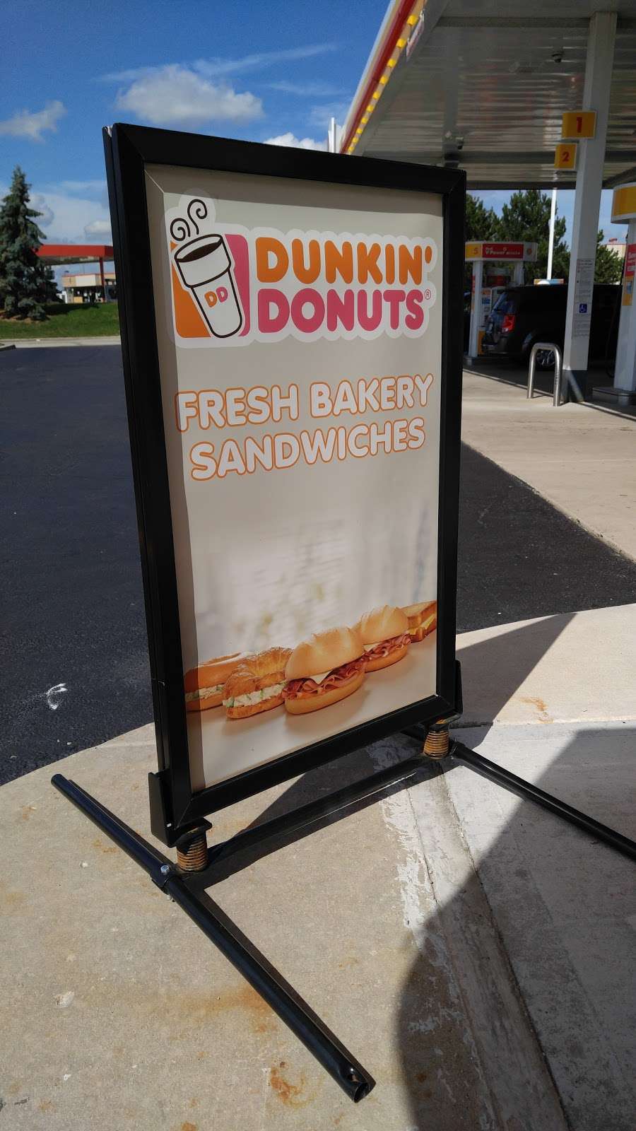 Dunkin Donuts | 11748 75th St, Kenosha, WI 53142 | Phone: (262) 857-9192