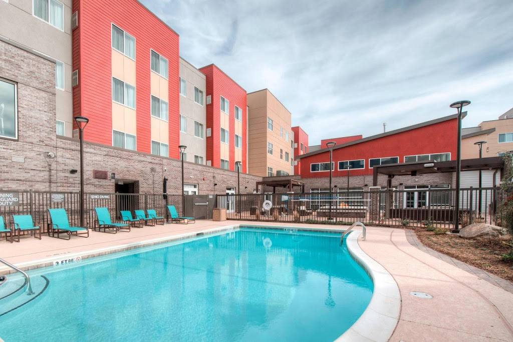 Fairfield Inn & Suites by Marriott Charlotte Airport | 2220 W Tyvola Rd, Charlotte, NC 28217 | Phone: (980) 265-5557