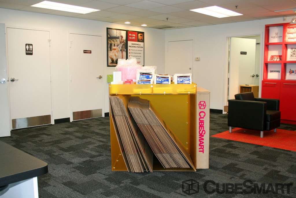 CubeSmart Self Storage | 847 Trailview Blvd SE, Leesburg, VA 20175, USA | Phone: (703) 777-8211