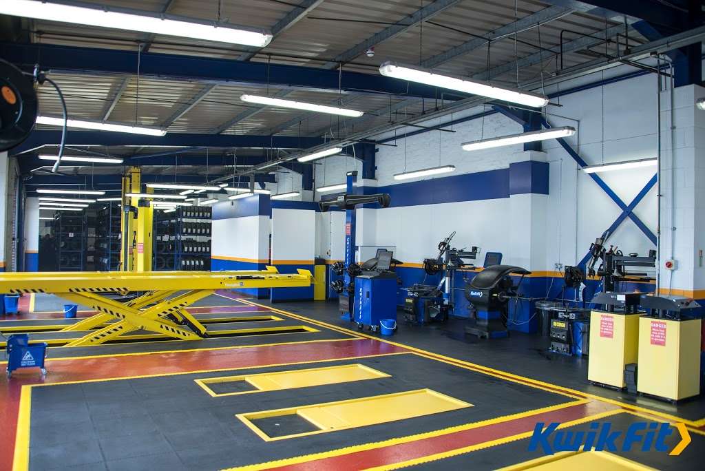 Kwik Fit Plus Brentwood | 134 London Rd, Brentwood CM14 4NS, UK | Phone: 01277 227602