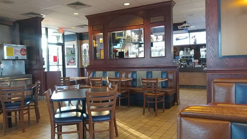 McDonalds | 10551 120th Ave, Pleasant Prairie, WI 53158, USA | Phone: (262) 857-9634