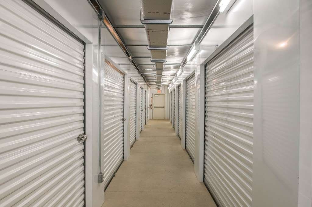 Lockaway Storage - Shaenfield | 8223 W Loop 1604 N, San Antonio, TX 78254, USA | Phone: (210) 899-7449