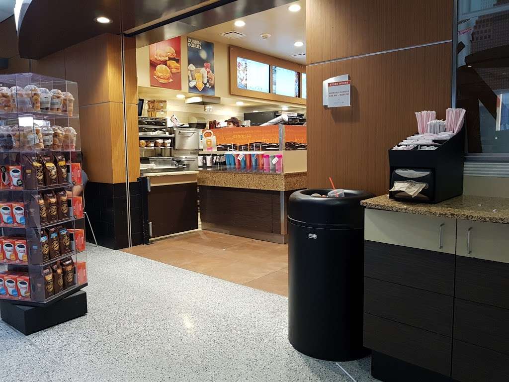 Dunkin | 3950 S Terminal Rd, Houston, TX 77032, USA | Phone: (281) 233-3239