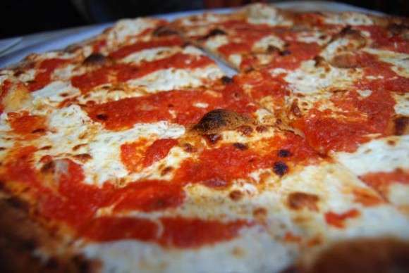 Mama Mia Pizza | 2337 Bath Ave, Brooklyn, NY 11214, USA | Phone: (718) 373-6356