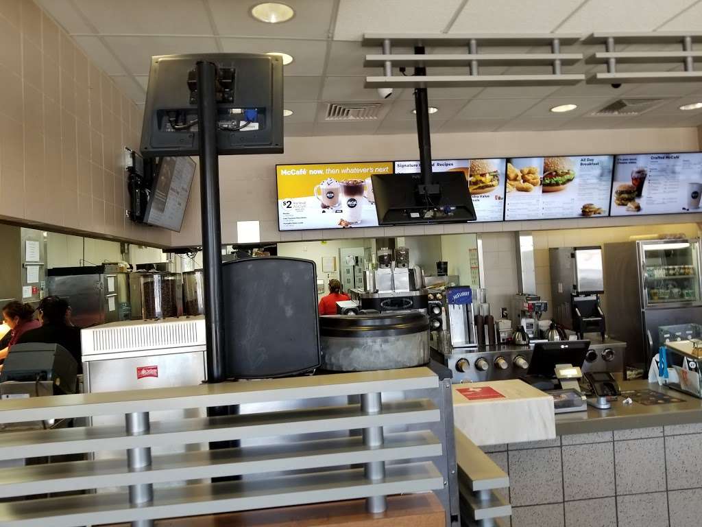 McDonalds | 5346 Roosevelt Ave, San Antonio, TX 78214, USA | Phone: (210) 924-0707