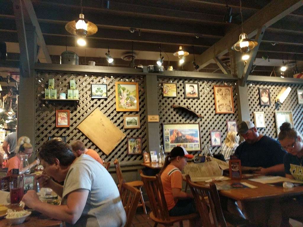 Cracker Barrel Old Country Store | 956 Schuylkill Mall, Frackville, PA 17931, USA | Phone: (570) 874-7051