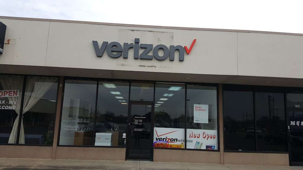 Verizon Wireless | 656 W Brazos Ave, West Columbia, TX 77486, USA | Phone: (979) 459-1399