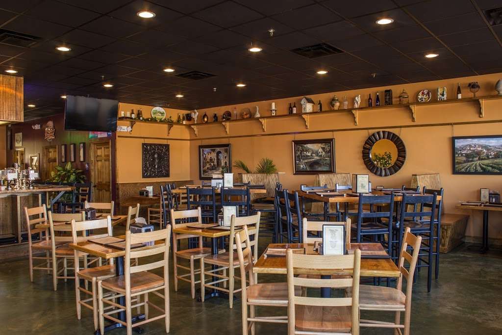 Court Street Grille - Mtn View | 2950 NC-127, Hickory, NC 28602, USA | Phone: (828) 330-0711