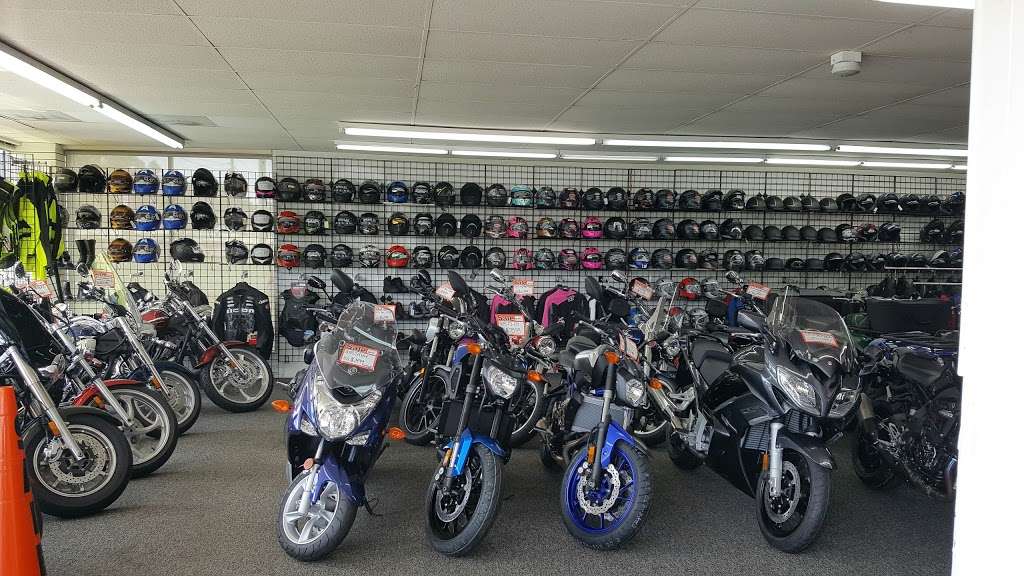 Richs Yamaha | S, 14354 Archer Ave, Lockport, IL 60441, USA | Phone: (815) 838-8130