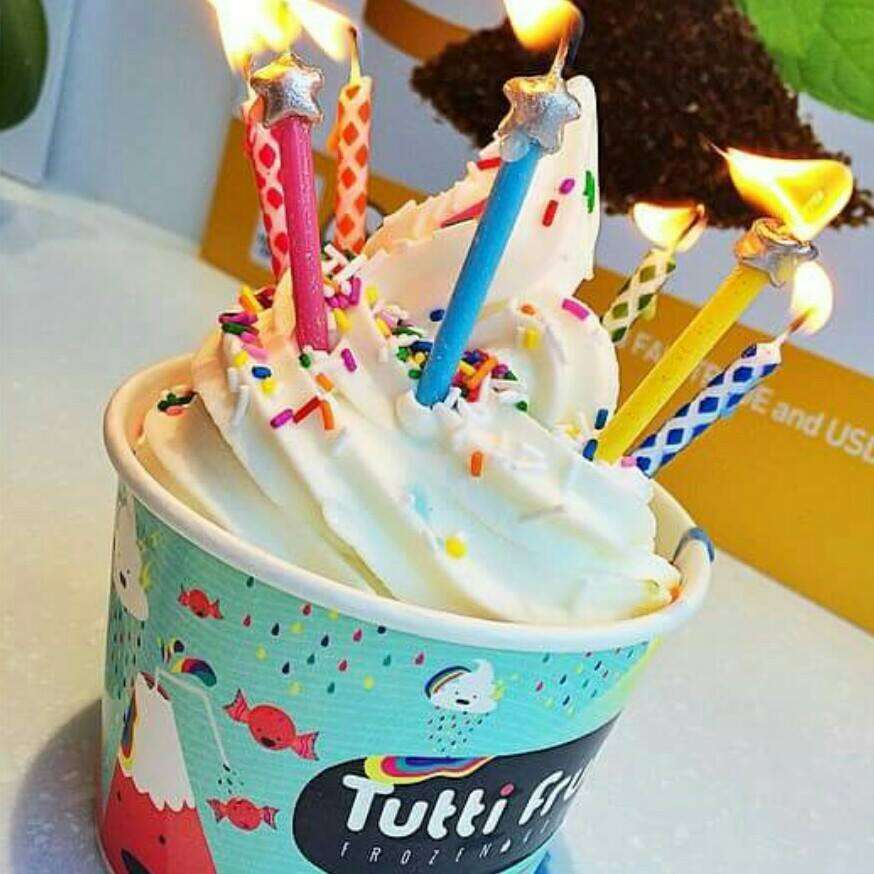 Tutti Frutti Frozen Yogurt and Caribou Coffee | 2112 US Hwy 70 SE, Hickory, NC 28602, USA | Phone: (828) 270-7130