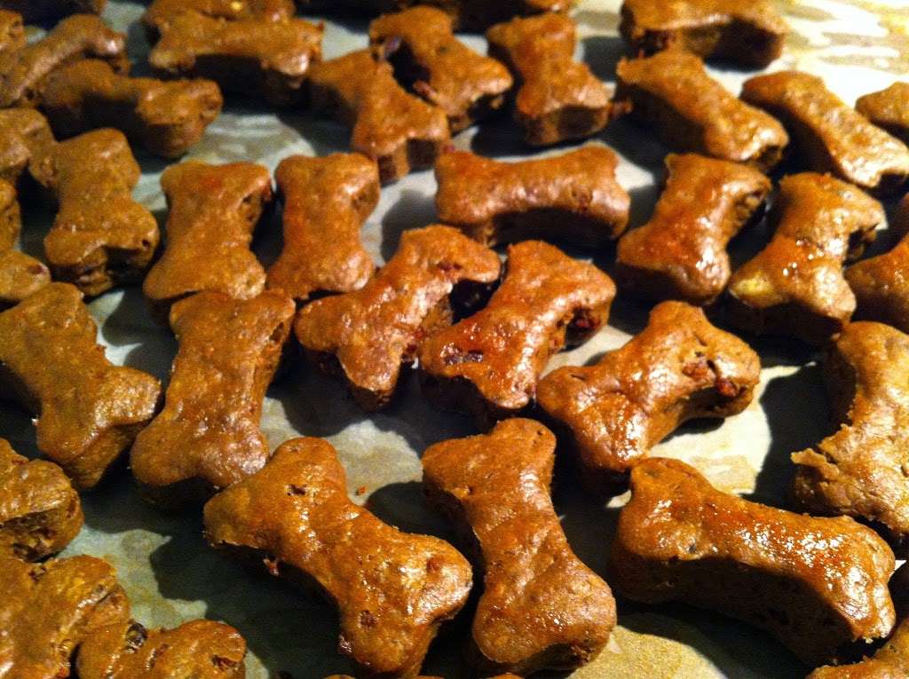 Humble Dog Treats | 622 Milo Terrace, Los Angeles, CA 90042, USA | Phone: (323) 868-0082