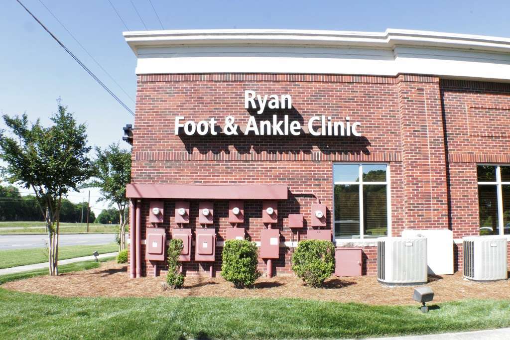 Ryan Foot & Ankle Clinic Harrisburg - InStride | 3800 HWY 49 South, Harrisburg, NC 28075, USA | Phone: (704) 455-2999
