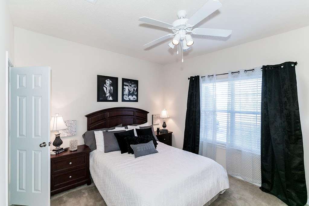 Landmark at Cypress Falls Apartments | 15511 Tuckerton Rd, Houston, TX 77095, USA | Phone: (832) 572-5799