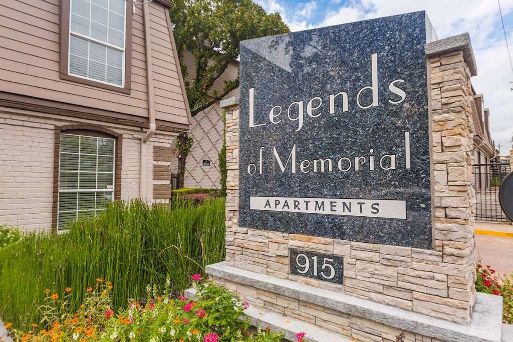 Legends of Memorial Apartments | 915 Silber Rd, Houston, TX 77024, USA | Phone: (713) 714-0811