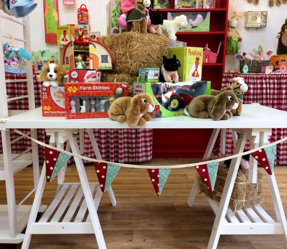 To the Moon and Back | Unit 38, Barleylands Crafts Village, 59 Barleylands Rd, Billericay CM11 2UD, UK | Phone: 01268 272766