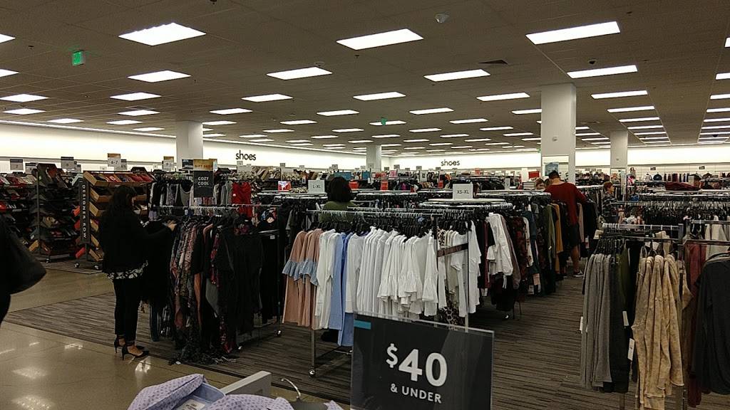 Nordstrom Rack | 10650 Stockdale Hwy Suite 300, Bakersfield, CA 93311, USA | Phone: (661) 282-4500