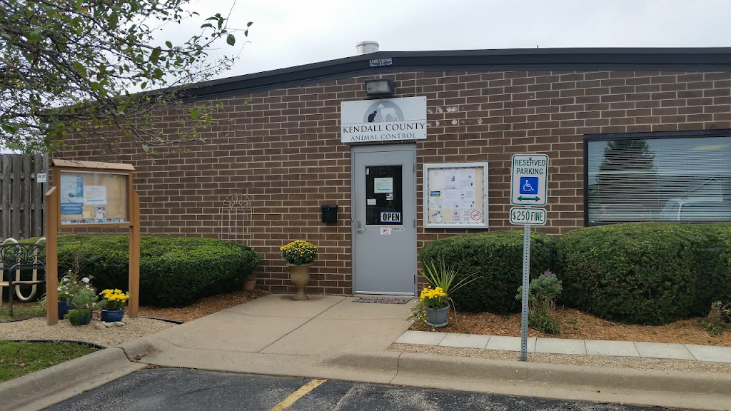 Kendall County Animal Control | 802 John St, Yorkville, IL 60560 | Phone: (630) 553-9256