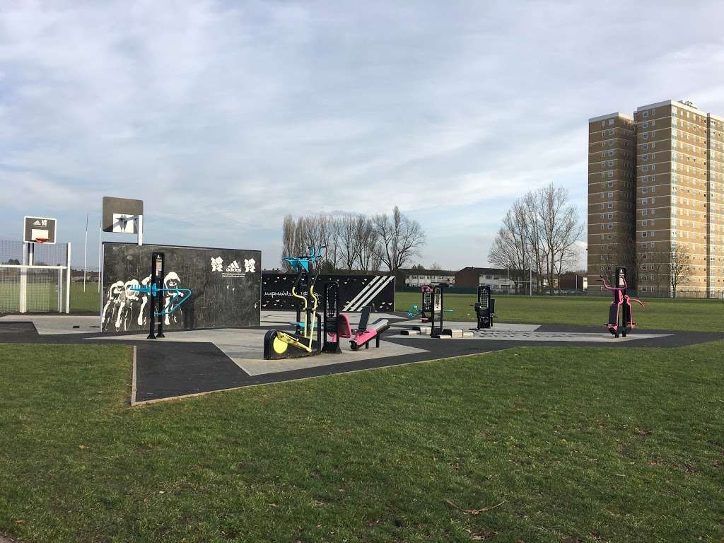 Outdoor Gym | Dagenham RM10 7AU, UK