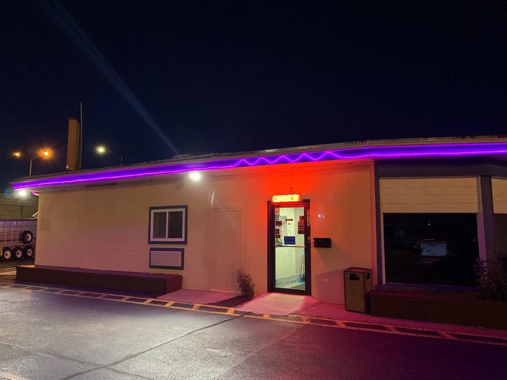 Western Holiday Motel | 8925 W Kellogg Dr, Wichita, KS 67209, USA | Phone: (316) 722-4241