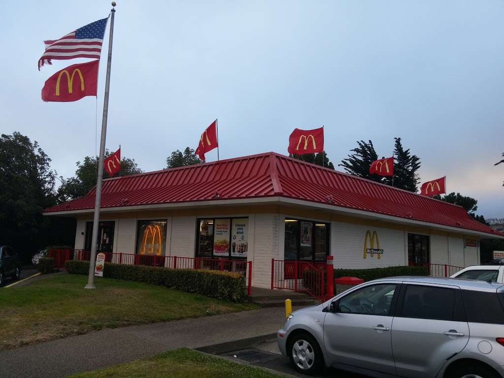 McDonalds | 587 El Camino Real, South San Francisco, CA 94080, USA | Phone: (650) 588-1881