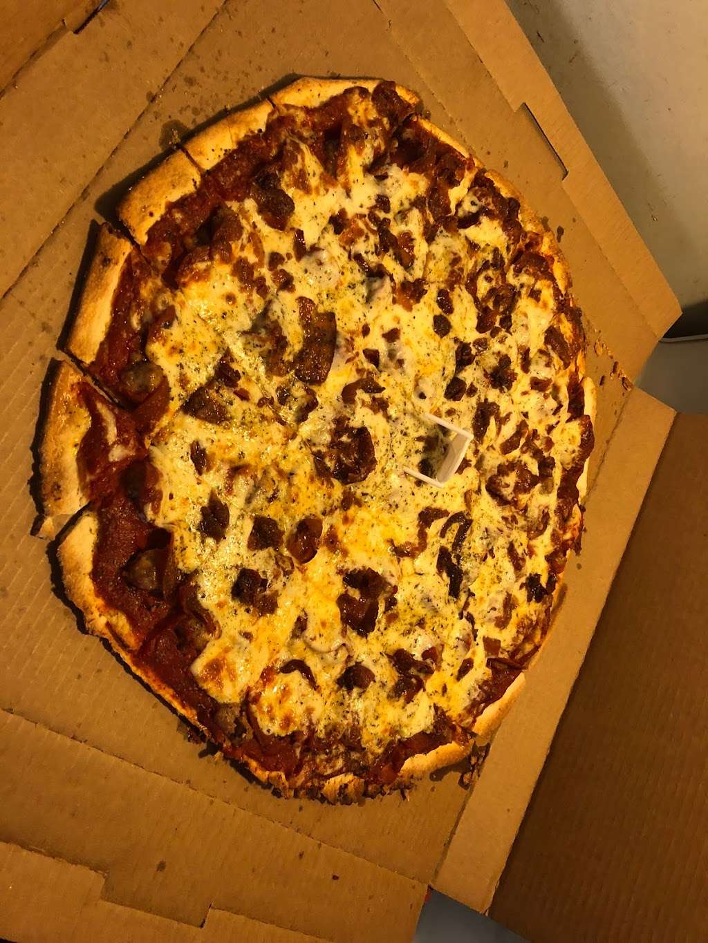 Rosatis Pizza | 324 Ridge Rd, Munster, IN 46321 | Phone: (219) 864-0000