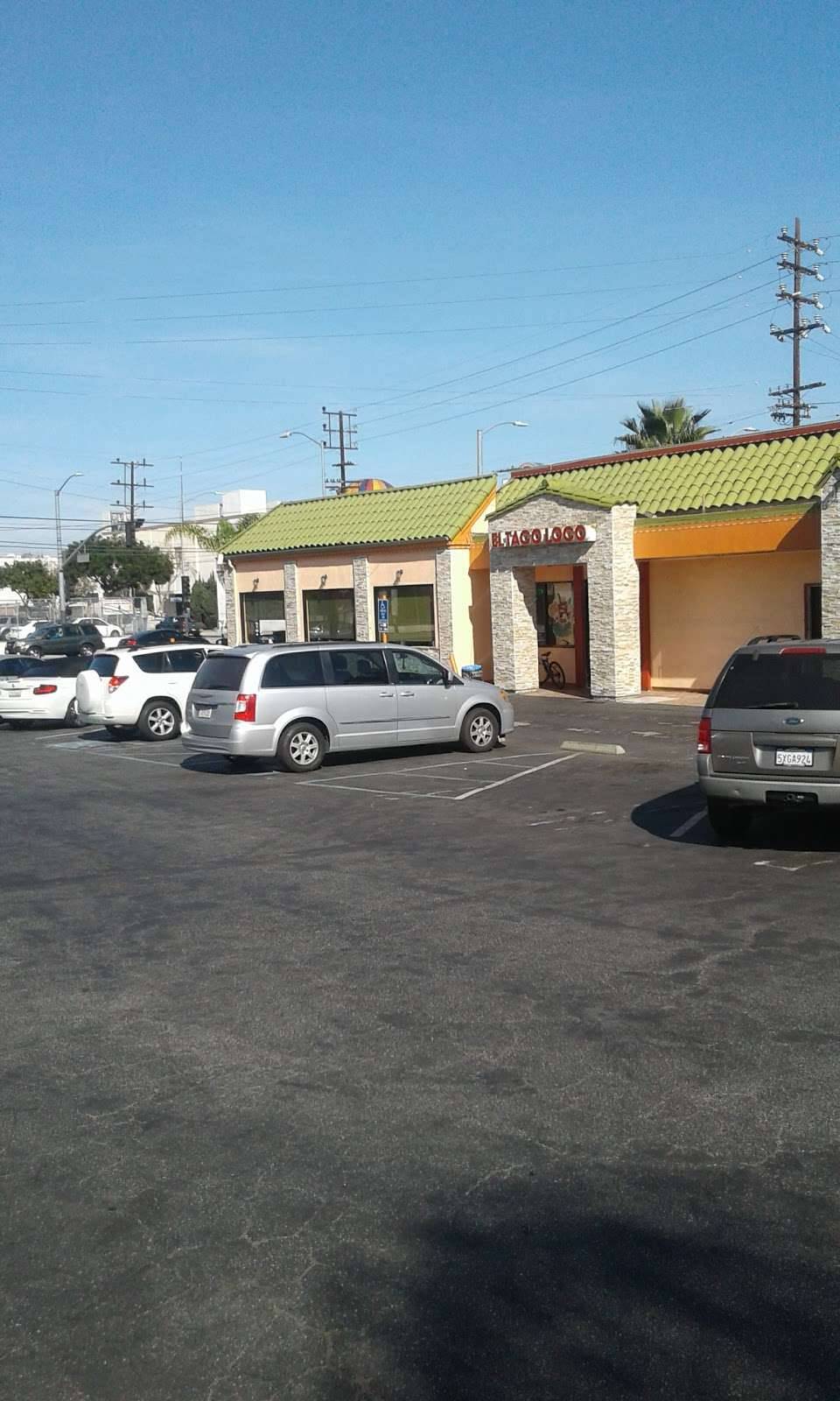 Taqueria El Taco Loco | 128 Pacific Coast Hwy, Wilmington, CA 90744, USA | Phone: (310) 513-1313