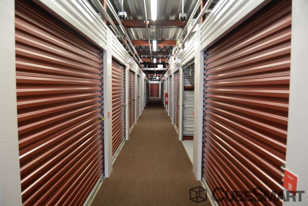 CubeSmart Self Storage | 565 W Boughton Rd, Bolingbrook, IL 60440, USA | Phone: (630) 226-9534