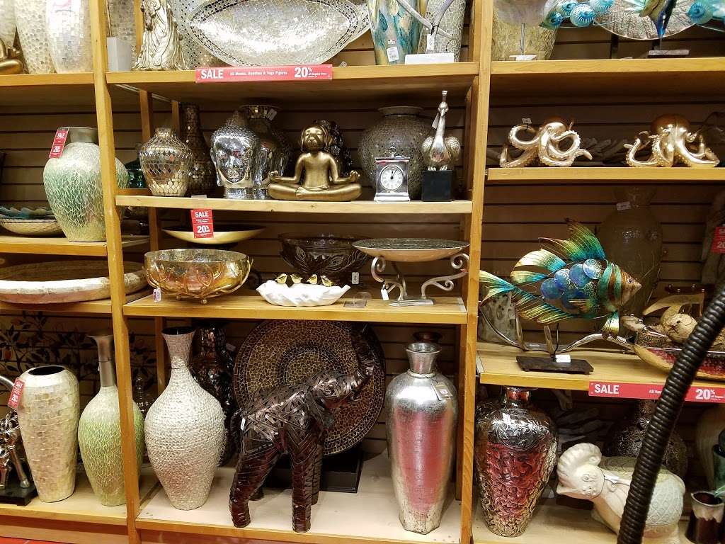 Pier 1 | 108 Vintage Way B-1, Novato, CA 94945, USA | Phone: (415) 897-4460