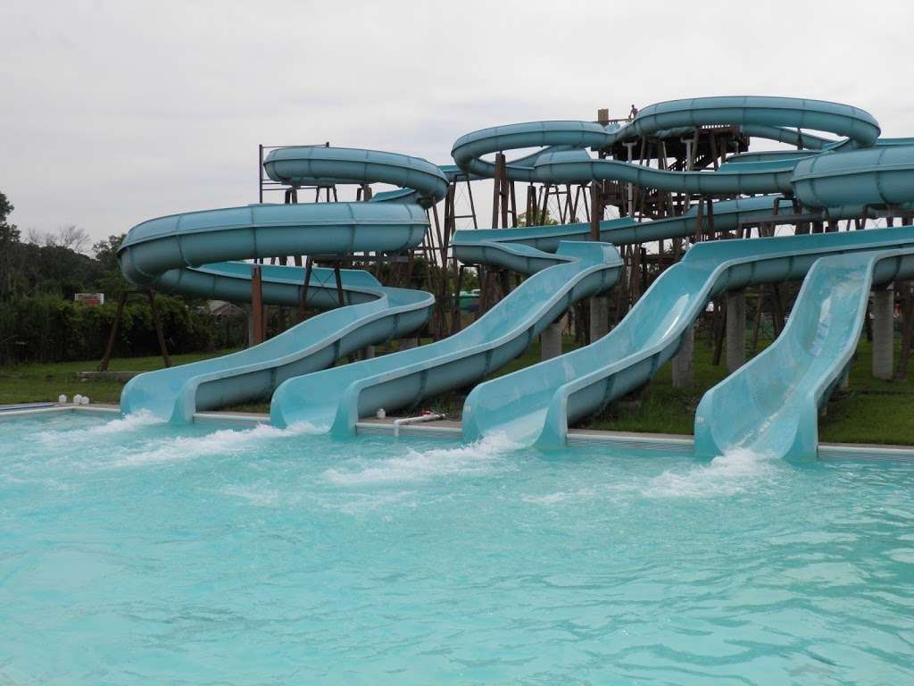 Seven Peaks Waterpark Duneland | 1275 Waverly Rd, Porter, IN 46304, USA | Phone: (219) 728-1658