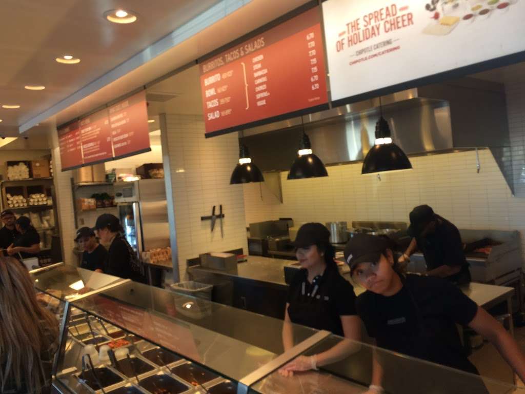 Chipotle Mexican Grill | 6150 W Slauson Ave, Culver City, CA 90230, USA | Phone: (310) 313-1051