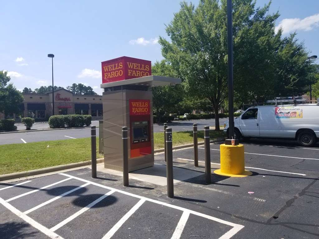 Wells Fargo ATM | 8429 Davis Lake Pkwy, Charlotte, NC 28269, USA | Phone: (800) 869-3557