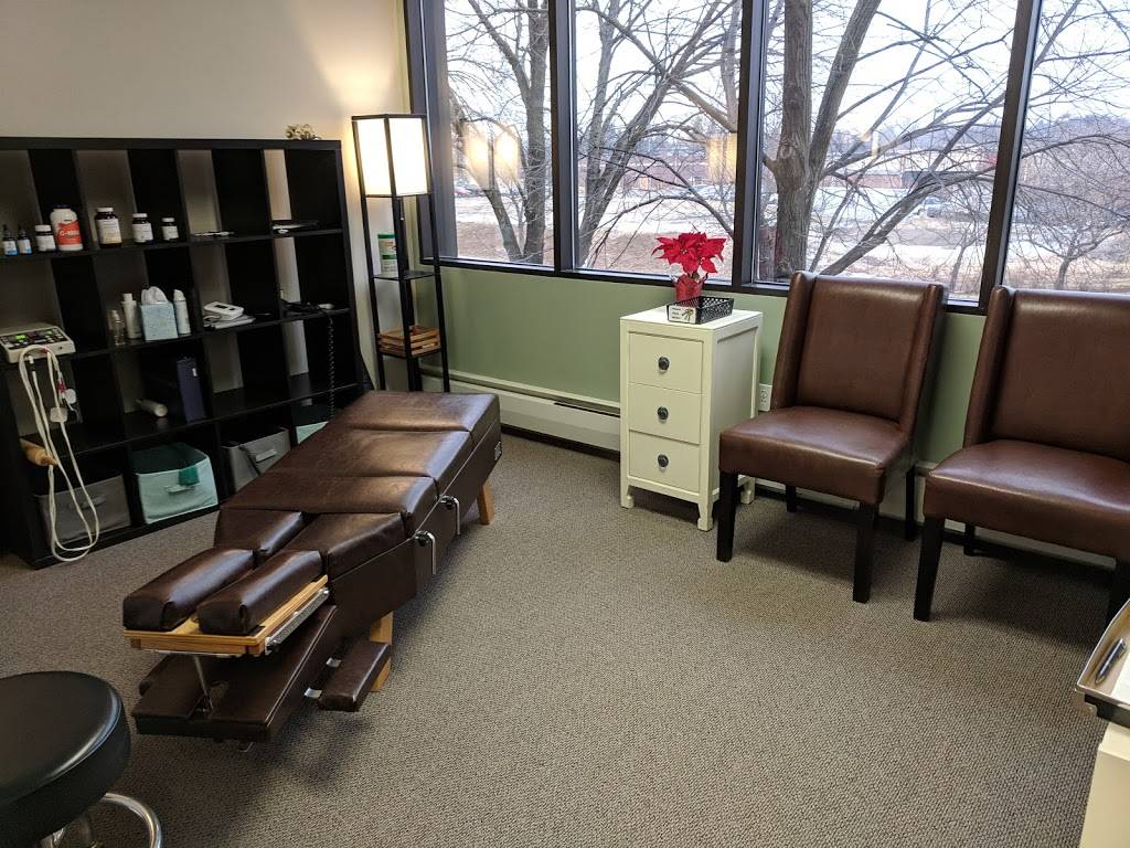 Lifestyle Chiropractic | 750 S Plaza Dr #214, Mendota Heights, MN 55120, USA | Phone: (651) 406-4454