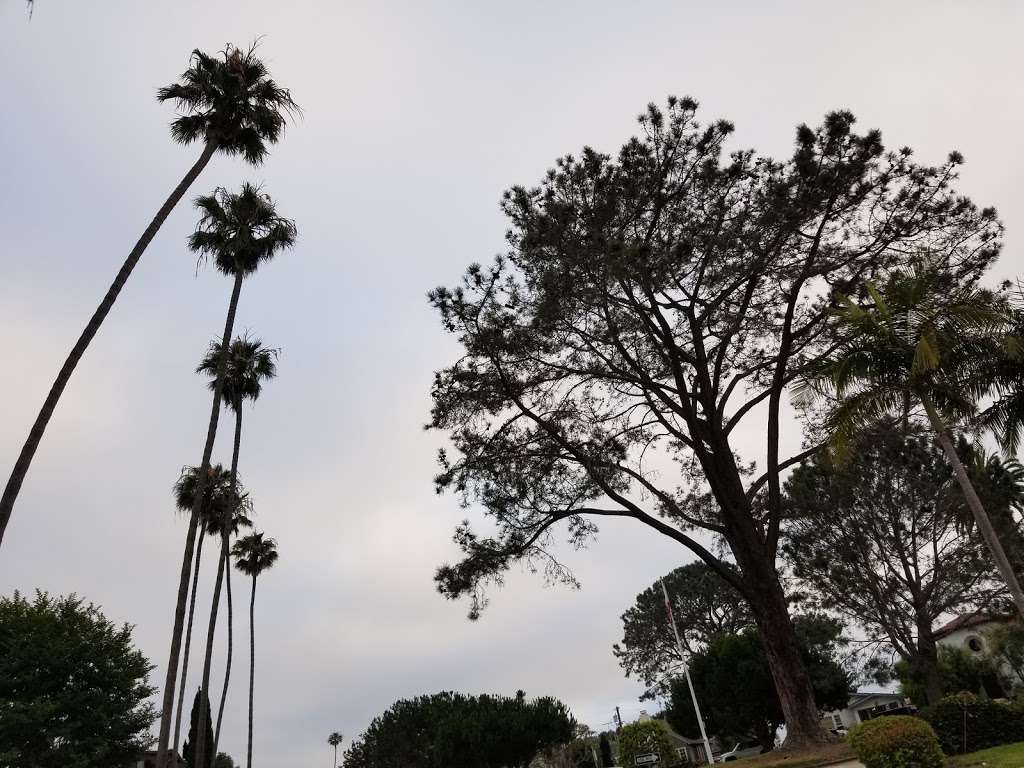 Union Place Circle | La Jolla, CA 92037, USA