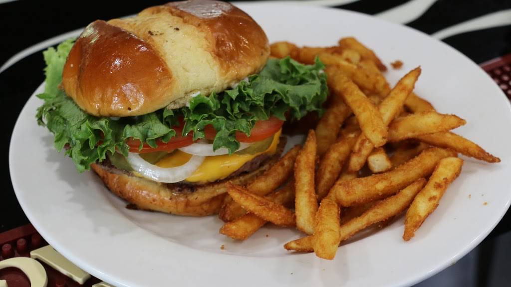 Grandstand Grill & Event Space | 5516 Arabian Run, Indianapolis, IN 46228, USA | Phone: (317) 559-5928