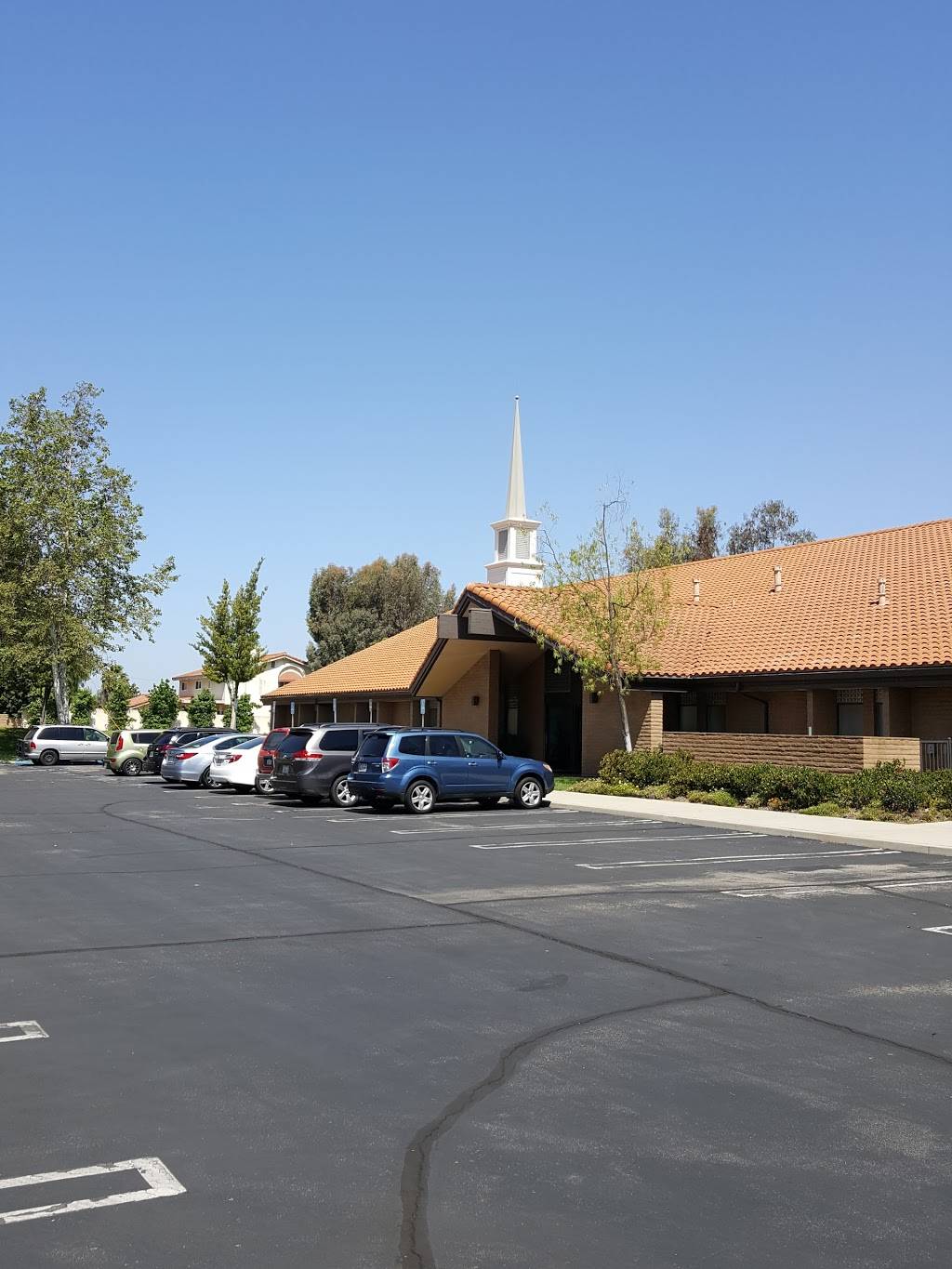 The Church of Jesus Christ of Latter-day Saints | 2850 N State College Blvd, Fullerton, CA 92835, USA | Phone: (714) 529-6860