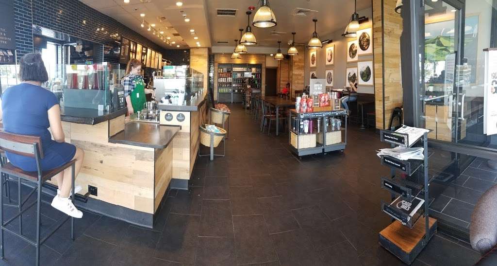 Starbucks | 165 East Army Trail Road, Glendale Heights, IL 60139, USA | Phone: (630) 307-0489