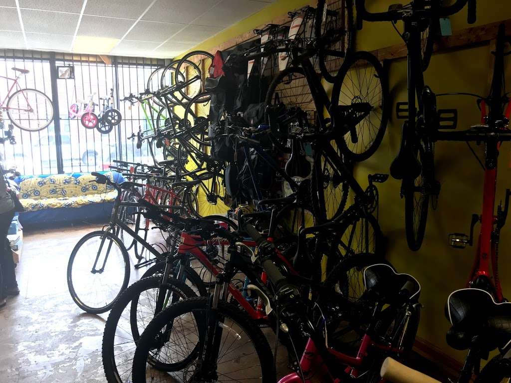 Small Shop Cycles & Service | 4250 S Cottage Grove Ave, Chicago, IL 60653, United States | Phone: (773) 688-8449