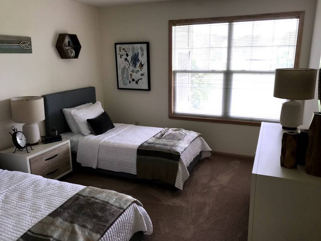 Sanctuary of Woodshire Apartments | 2200 S Clubhouse Dr, New Berlin, WI 53151, USA | Phone: (262) 383-4746