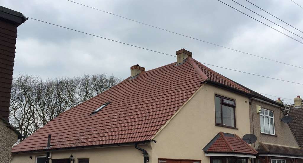 Top Rank Roofing and Building Ltd | 113 Ladywood Rd, Dartford DA2 7LP, UK | Phone: 020 8485 7669