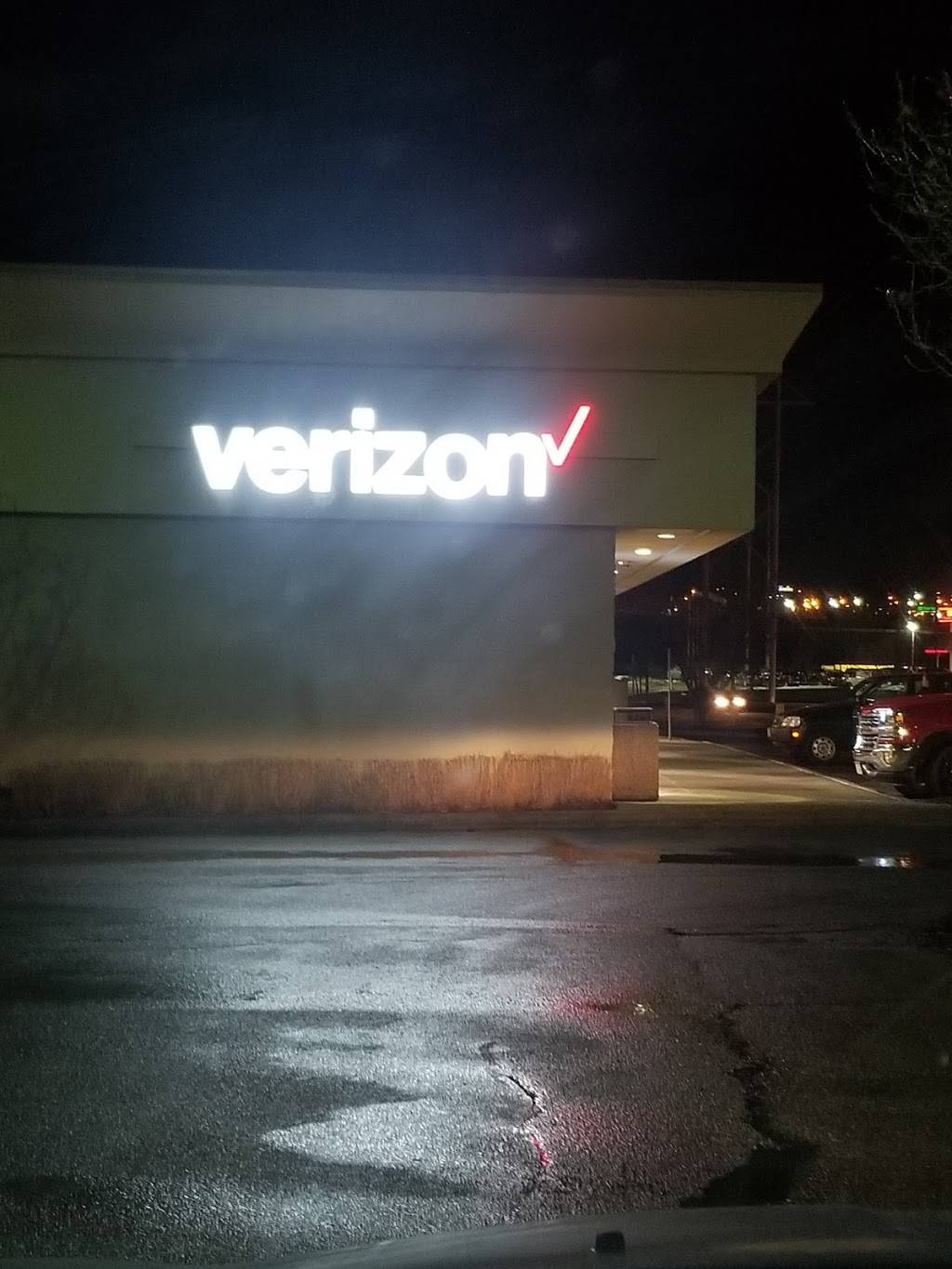 Verizon | 10531 S 15th St Suite 103, Bellevue, NE 68123, USA | Phone: (402) 291-2211