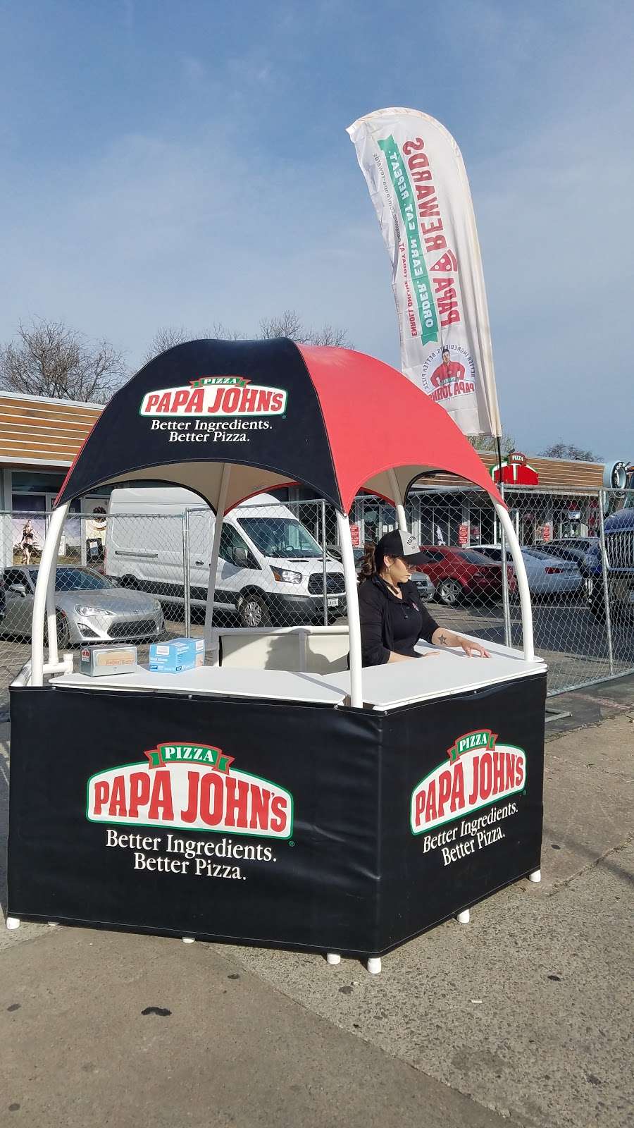 Papa Johns Pizza | 2937 Greenville Ave Suite 170, Dallas, TX 75206, USA | Phone: (214) 826-7272