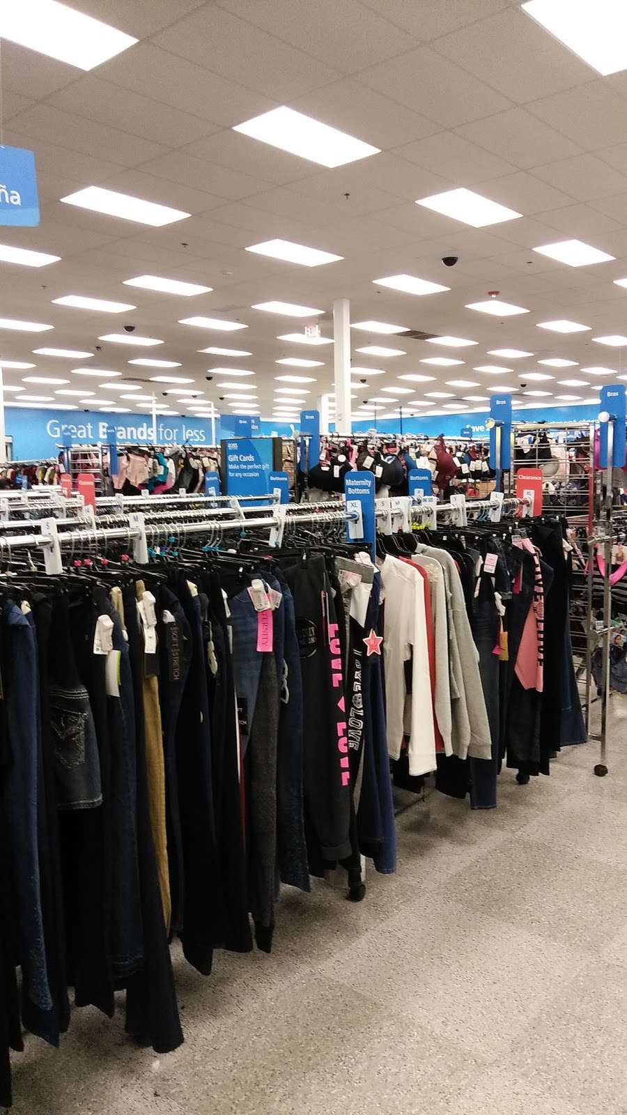 Ross Dress for Less | 6560 W Fullerton Ave, Chicago, IL 60639, USA | Phone: (773) 622-7515