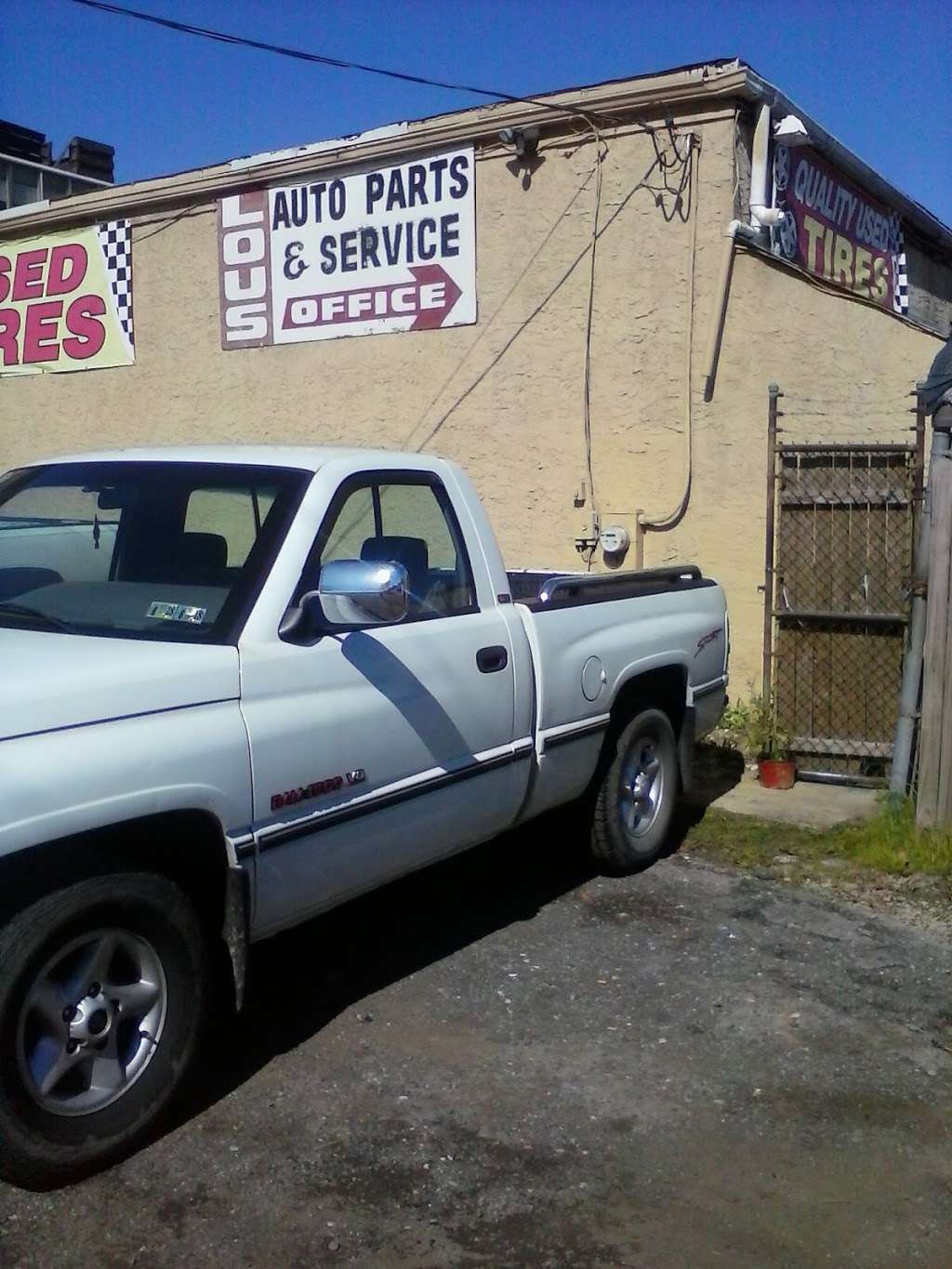 Lous Auto Parts (4th Street Location) | 3616 W 4th St, Marcus Hook, PA 19061, USA | Phone: (610) 494-5615