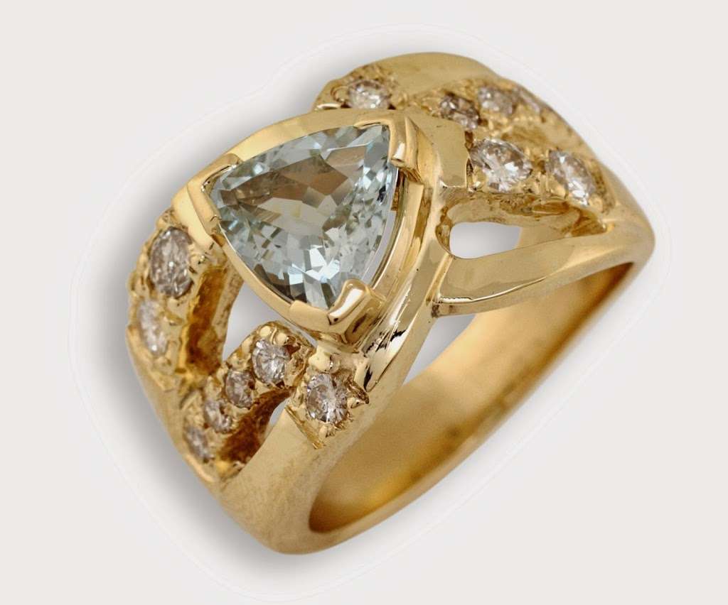 McGee & Company Fine Jewelers | 880 U.S. 31 N, Greenwood, IN 46142, USA | Phone: (317) 882-0500