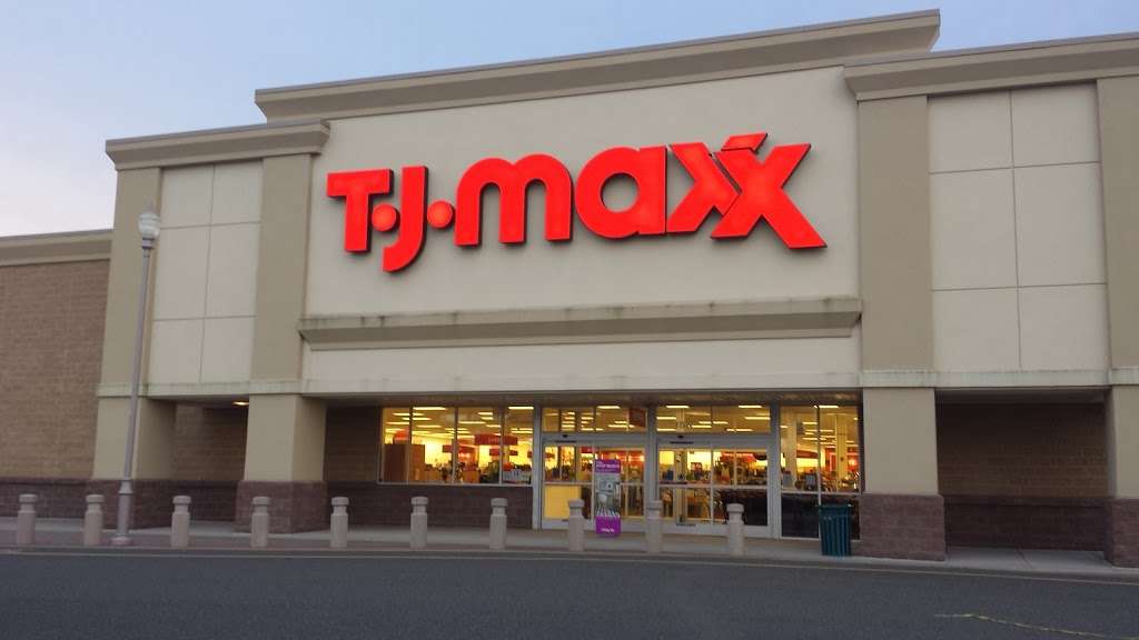 T.J. Maxx | 150 Upland Square Dr, Stowe, PA 19464, USA | Phone: (610) 718-5581