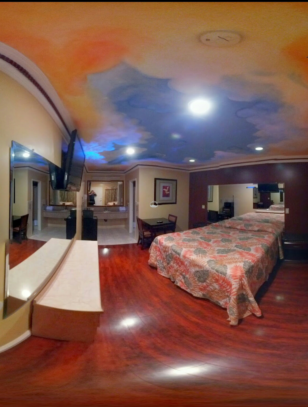 Kearney Motel | 1641 W Parade St, Long Beach, CA 90810, USA | Phone: (562) 436-1559