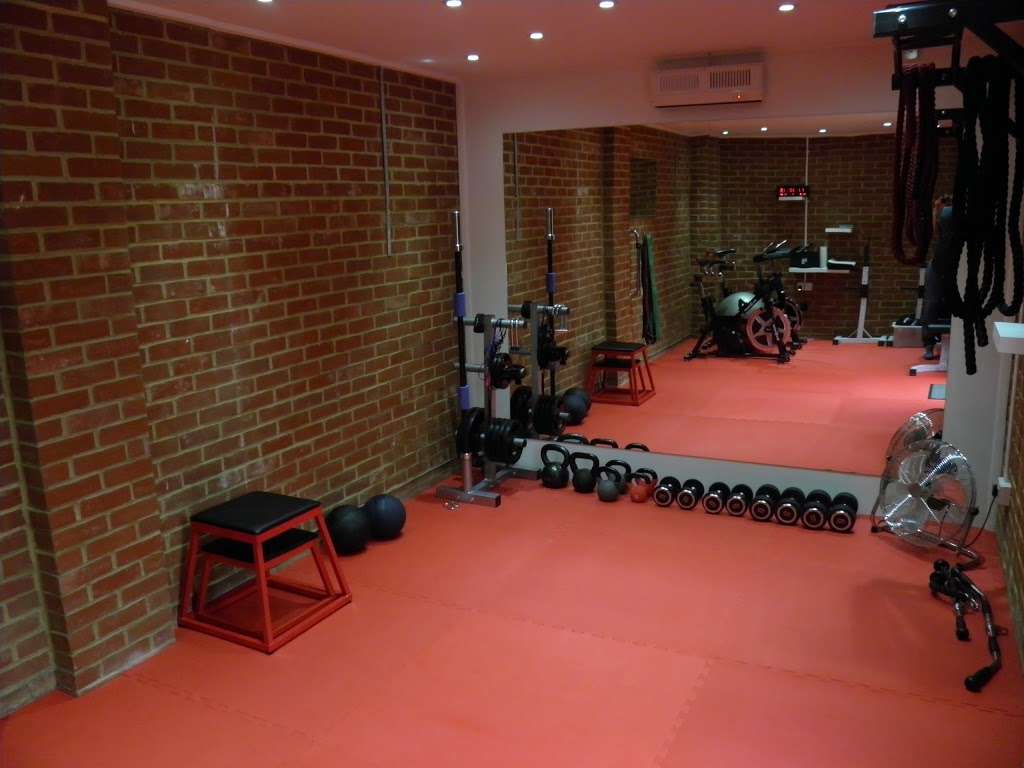 New.Fit.You! | The Acres, Horley RH6 9JA, UK | Phone: 07977 350560