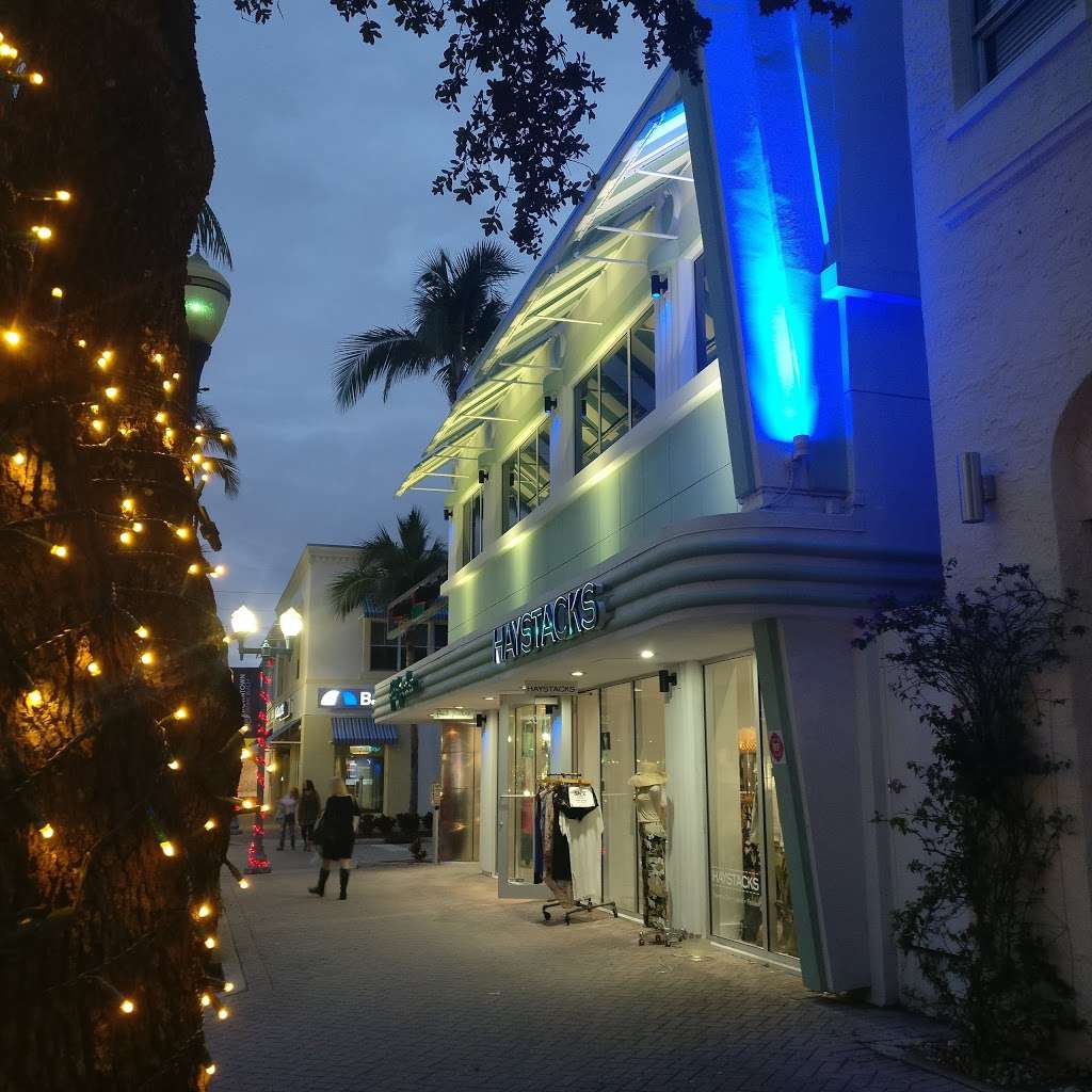 Berkshire By The Sea | 126 N Ocean Blvd, Delray Beach, FL 33483, USA | Phone: (561) 276-8400