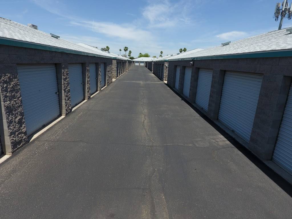 U-Stor Self Storage - Greenway | 3916 E Greenway Rd, Phoenix, AZ 85032, USA | Phone: (602) 971-9500